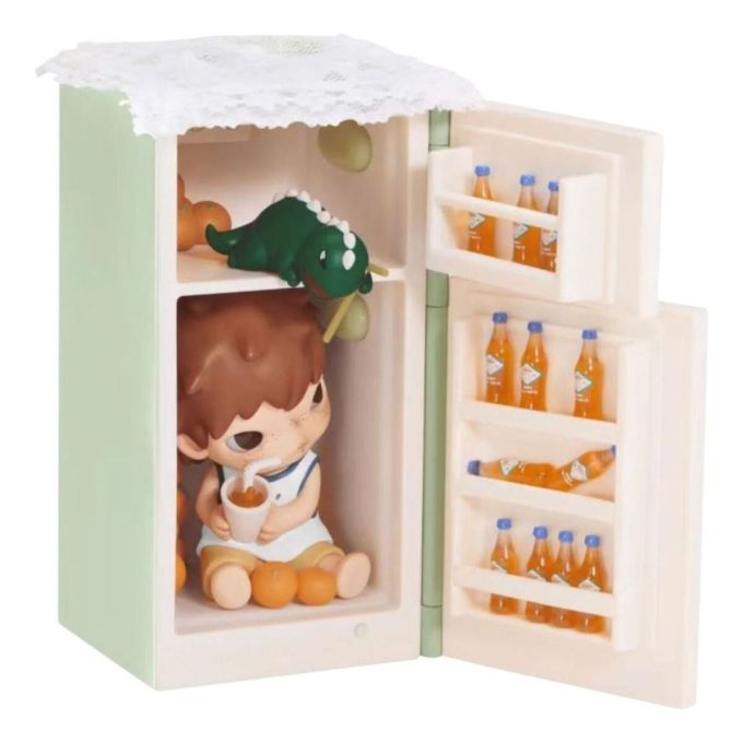 Hirono Figurine at the PTS International Toy Show “Orange Soda”