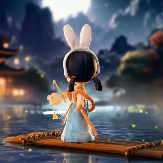 MOLLY Lantern Show Action Figure