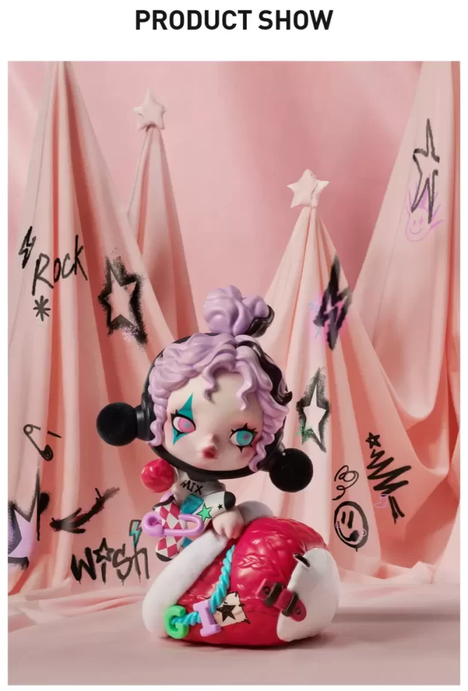 SKULLPANDA The Stocking Surprise Figure SKULLPANDA The Stocking Surprise Figure