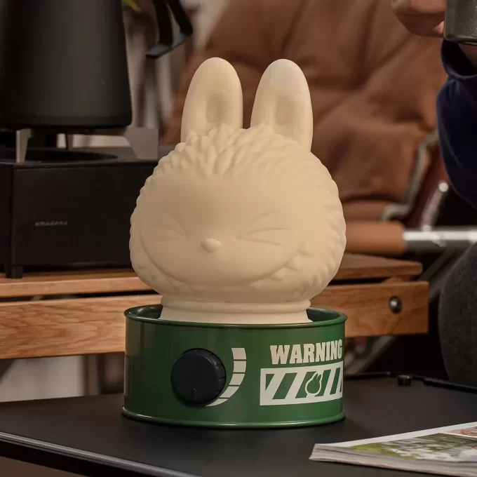 THE MONSTERS Home Of Elves Series-Vinyl Doll Lamp